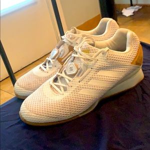 Have to many lifting shoes